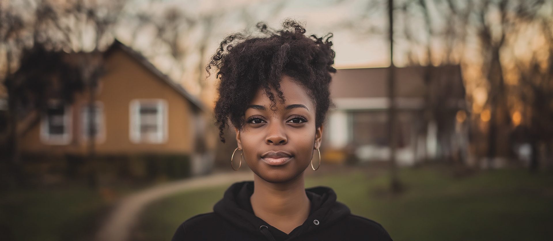 019 – 24GenAI &mdash; Generate background on image