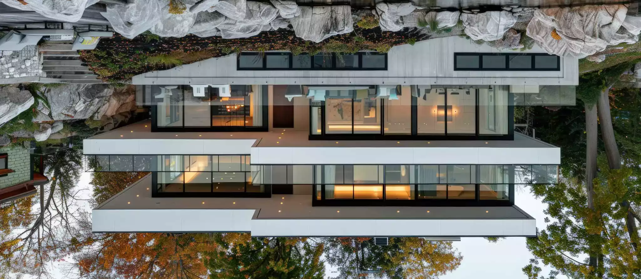 054 – 24GenAI &mdash; Flip image